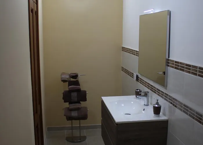 לינה וארוחת בוקר Giosa אוגוסטה